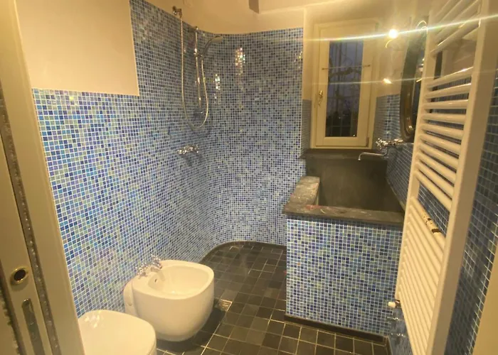 Fermiamoci Qui Apartment *