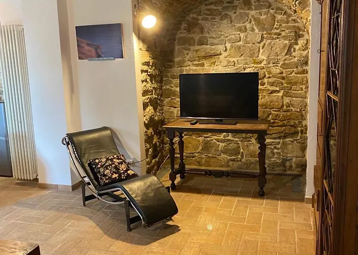 Fermiamoci Qui Apartment *